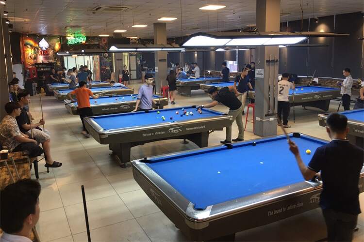 Không gian quán Ace Billiards Club