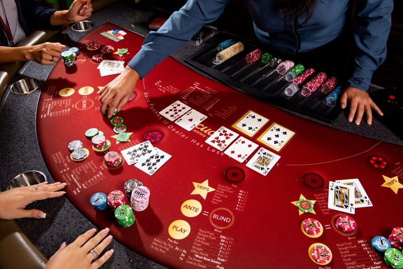 Thứ hạng bài tẩy Starting hand Poker mà bạn cần phải nhớ