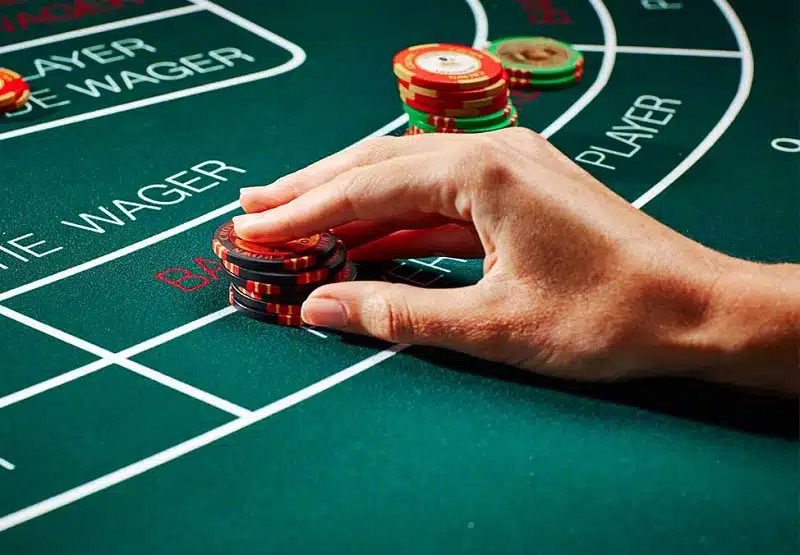 Chơi baccarat có bị bắt không?