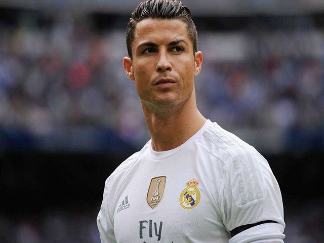 Siêu sao bóng đá Cristiano Ronaldo