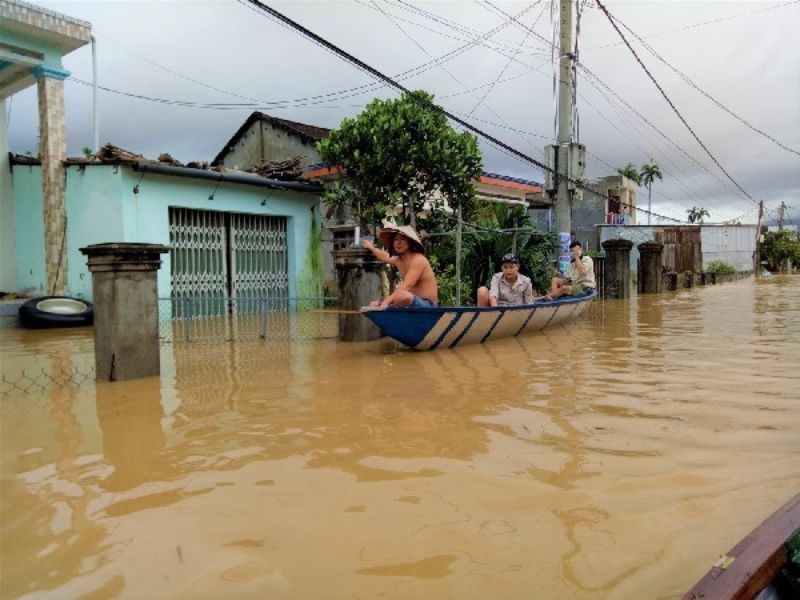 nằm mơ thấy nước lũ chảy xiết