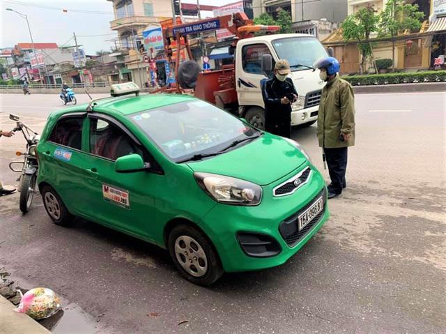 Chiêm bao thấy taxi không người lái có ý nghĩa gì không? Mơ thấy xe taxi đánh con gì?