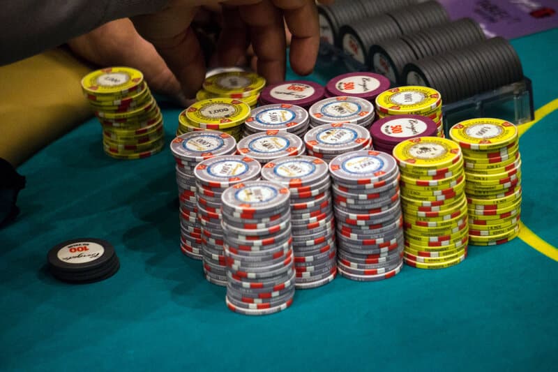 Những chiến thuật Deep Stack Poker